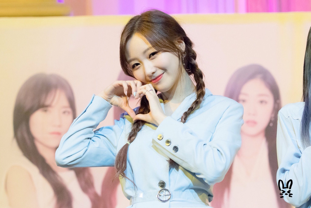 [러블리즈] 식후 커피를 거의 다 마셔가서 수정이 | 인스티즈