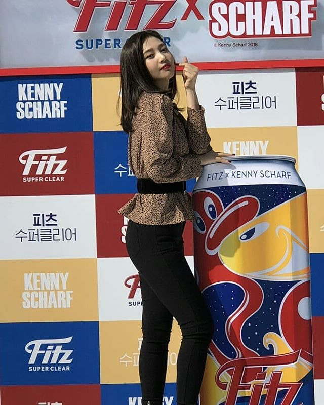 오늘자 피츠 포토타임 행사한 조이 직찍.jpg | 인스티즈