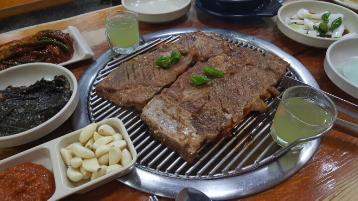 돼지사냥 이미지