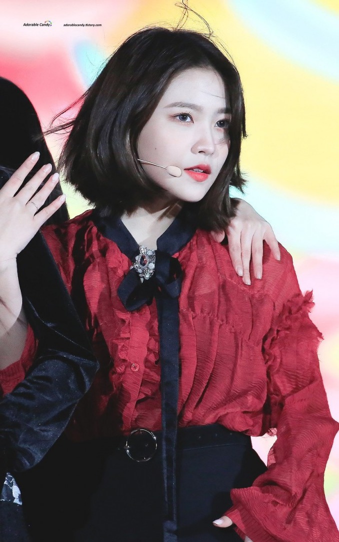 평범했었는데 단발되고 짱예된 레드벨벳 예리 | 인스티즈