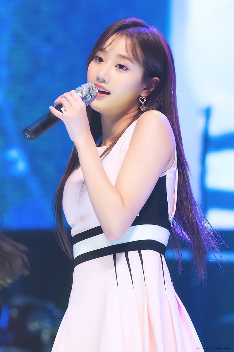 상큼하게 이쁜 에이프릴 이나은.jpgif | 인스티즈