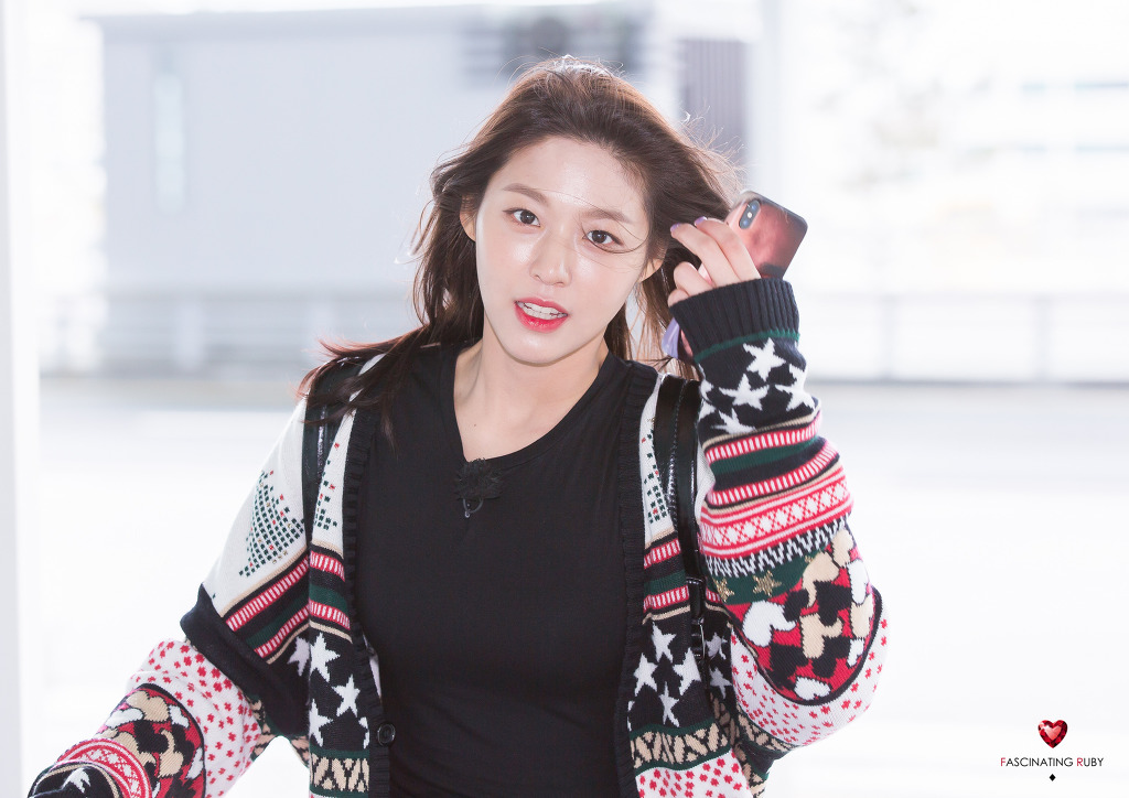 오늘 생일을 맞은 설현이.jpgif | 인스티즈