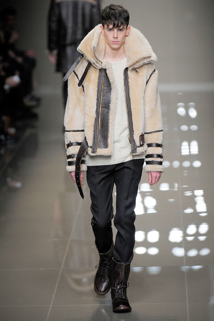 곧 다시 올 거 같은 Burberry 전성기 | 인스티즈